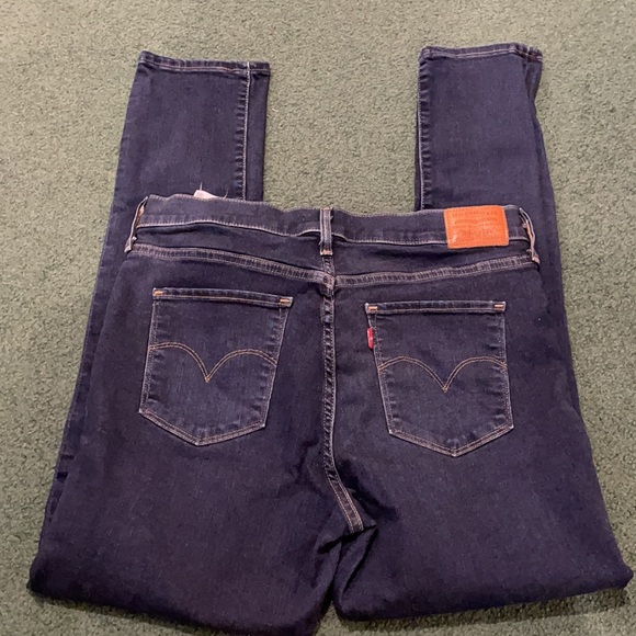 Denim- Levi’s. Size 31 - Picture 2 of 3